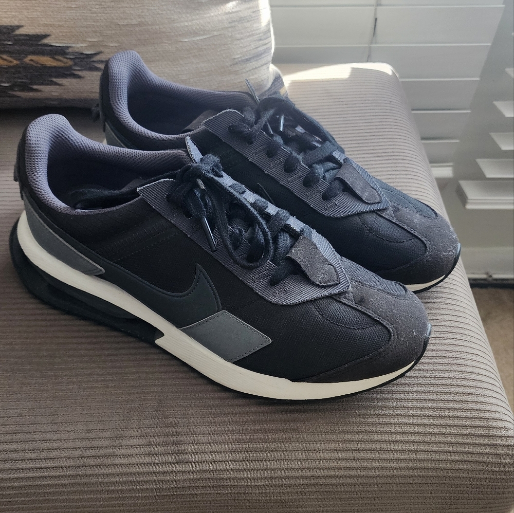 Nike Air Max Pre-Day